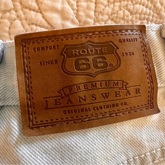 Vintage 1990’s Route 66 Pale Blue Denim High Waisted Woman’s Shorts Summer Relax - Picture 3 of 10